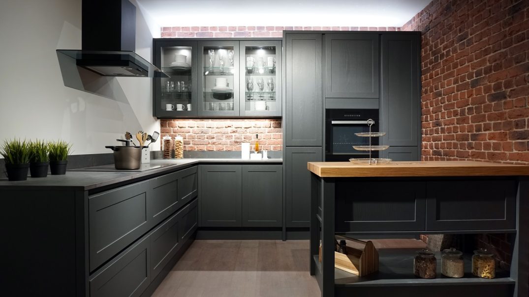 uform-kitchen-stori-aldana-graphite-showroom - Kitchens Review