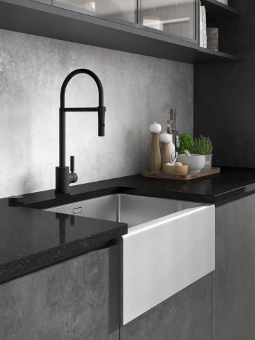 Black to black matt Kitchen taps