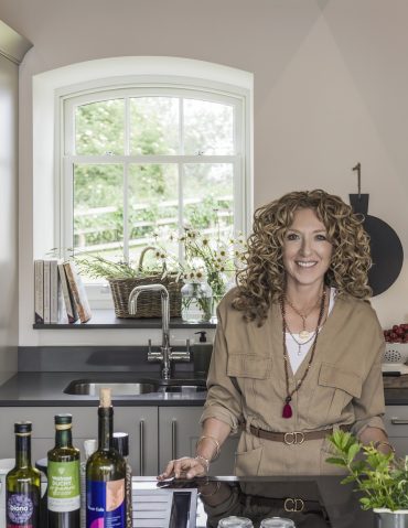 Kelly Hoppen InSinkErator endorsement