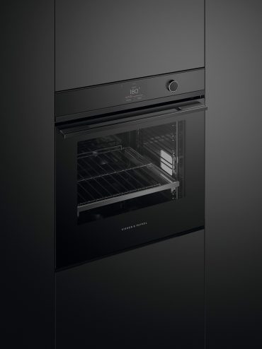 Fiosher & Paykell Touchscreen oven