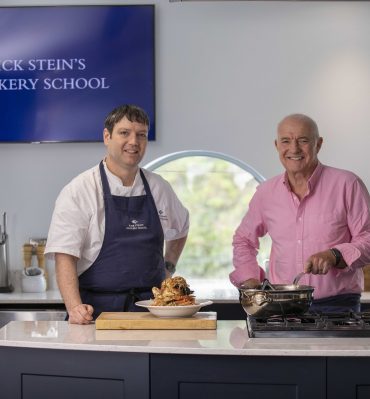 Kitchens_Review_Howdens_Rock_Stein Cookery_School