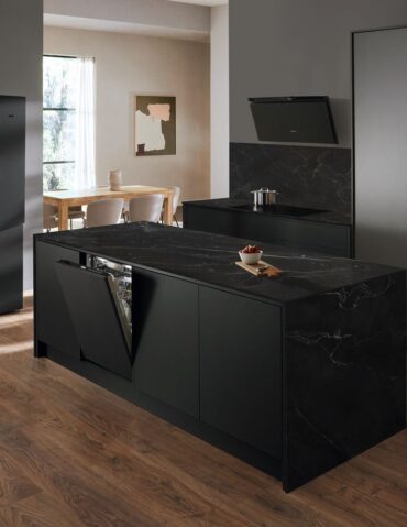 Miele Obsidian Matt Black