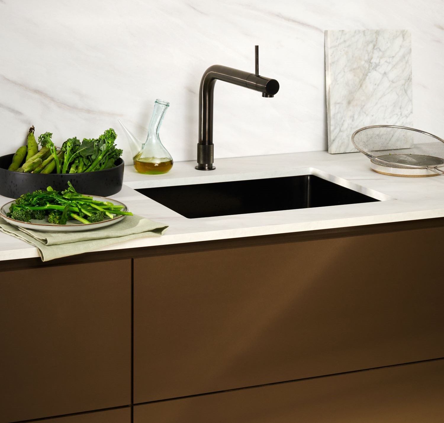 Kitchens Review Quooker - Front in gunmetal,