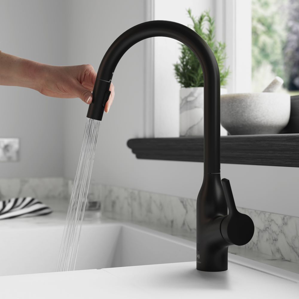 Kitchens-Review-Amelio-sensor-tap-Matt-black.