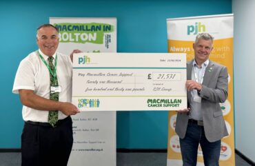 Kitchens Review -PJH-Macmillan-Cheque-Presentation