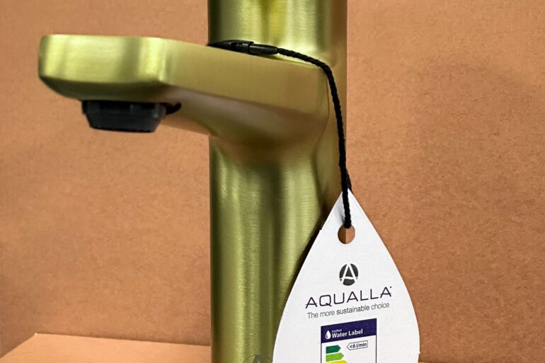 Kitchens Review -Aqualla-with-UWL